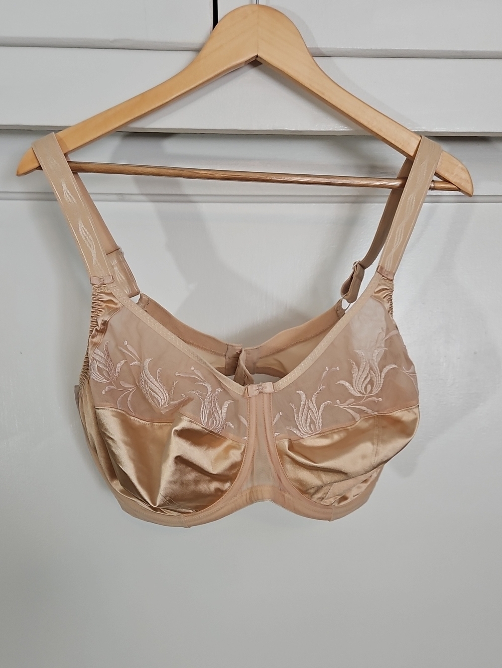 Elomi Nude Embroidered Bra 38G/38I